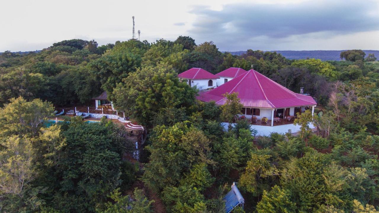 Olympe De Bemaraha Hotell Bekopaka Exteriör bild