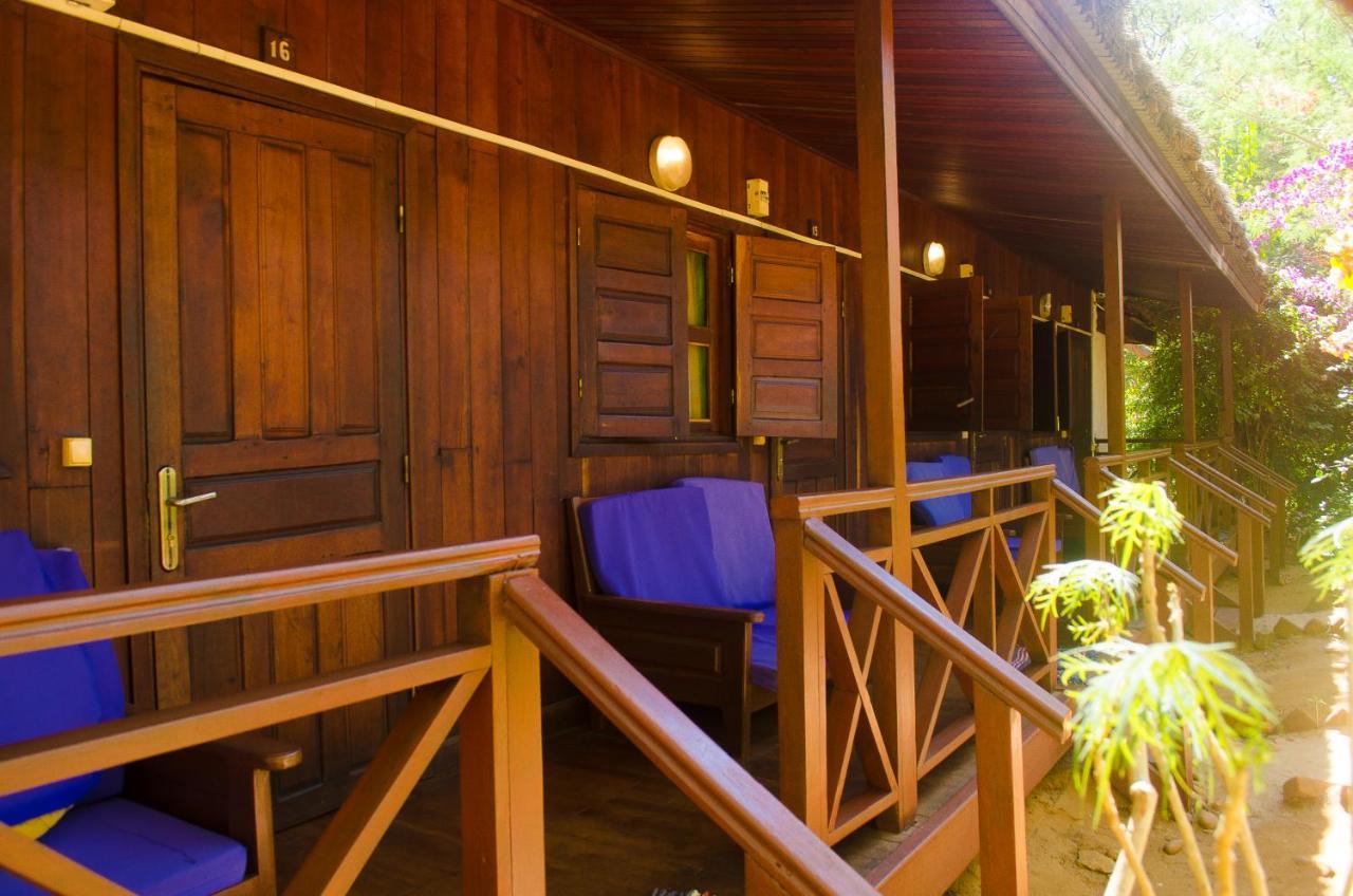 Olympe De Bemaraha Hotell Bekopaka Exteriör bild